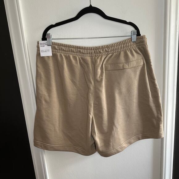 Nike Sportswear Puff Print Graphic French Terry Shorts NWT Size XXL Men's Tan - Picture 7 of 16